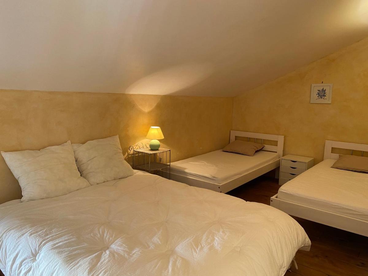 Le Clos des Figuiers - 3 Gîtes de caractère Duravel Extérieur photo